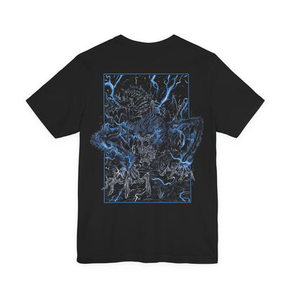 Image 5 of a T-shirt featuring Darkbeast Paarl from Bloodborne, the skeletal, lightning-infused beast lurking in the shadows of Yahar’gul. Its emaciated frame crackles with blue arcane energy, a terrifying remnant of the Healing Church’s twisted experiments. This monstrous creature thrashes with untamed fury, embodying the raw, chaotic power of the old blood. With a grim and haunting design on both sides, this T-shirt perfectly captures the eldritch horror of Bloodborne.