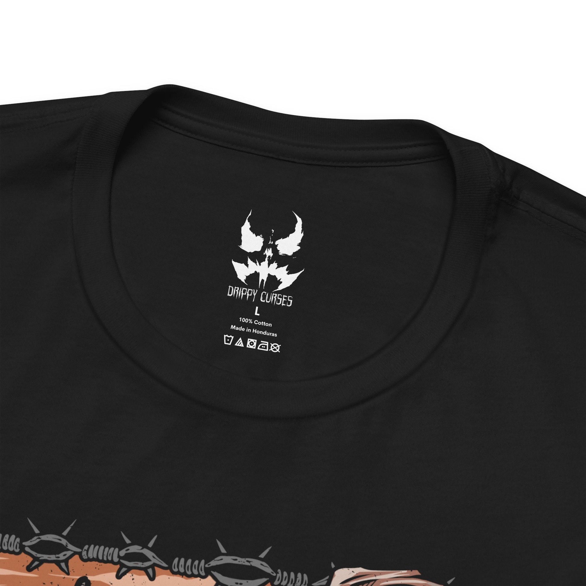 Folded T-Shirt design of Scarecrow confronting Batman in a nightmare version of Gotham City, where fear toxin transforms the skyline into a twisted landscape of darkness and decay. Scarecrow’s tattered robes and sinister mask loom through toxic green mist as Batman stands defiant against horrifying visions. The design captures psychological terror, resilience, and the eternal battle between fear and justice.